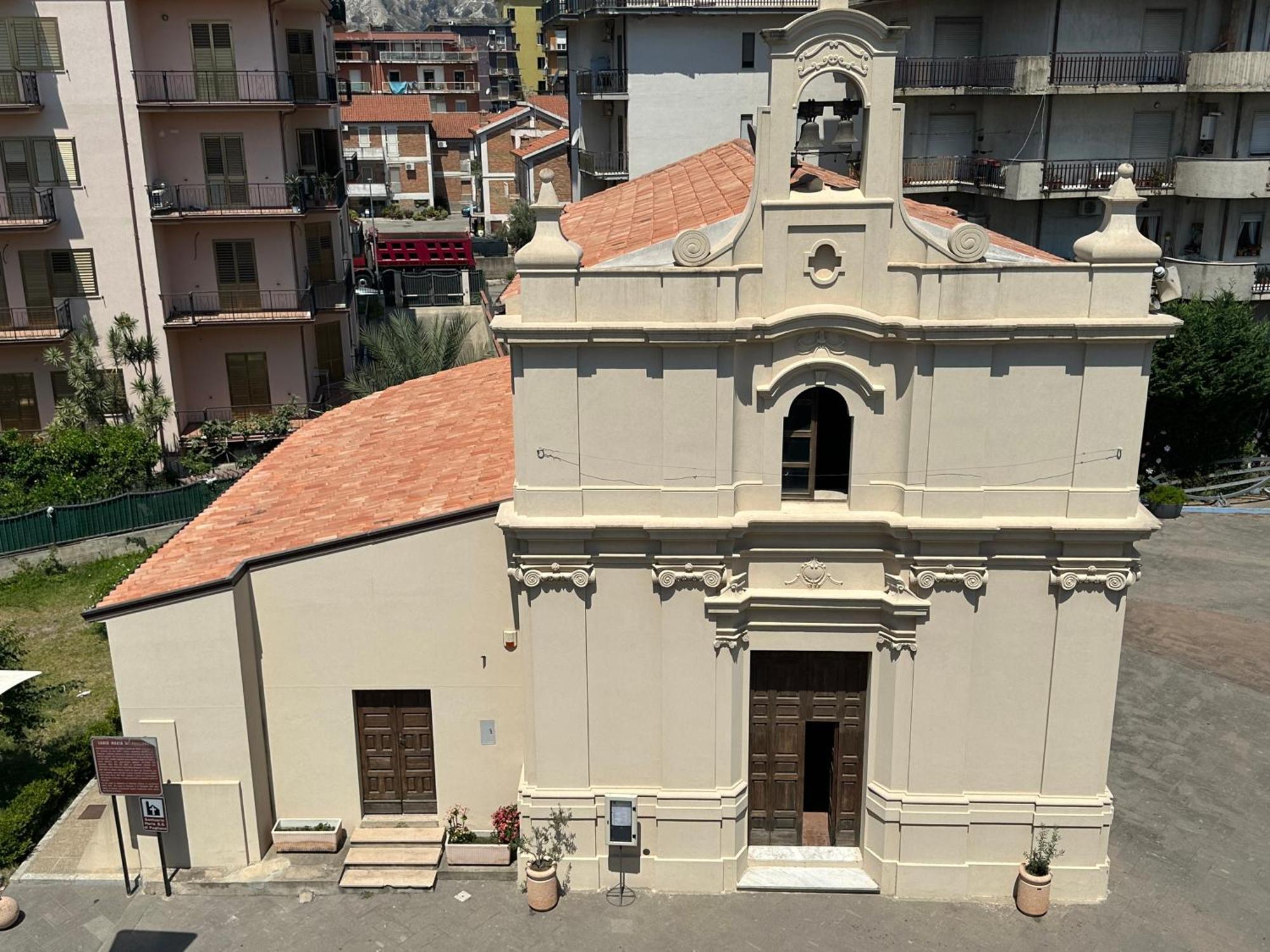 Alba Exclusive Place Hotel Bianco Exterior foto